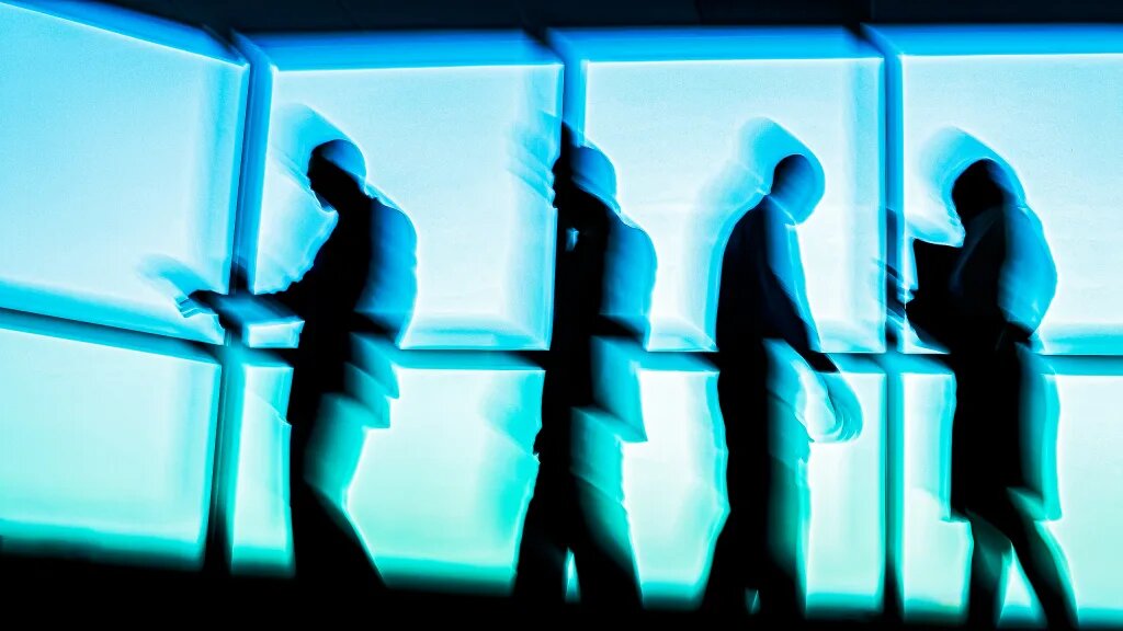 3 ways to spot a ghost job listing