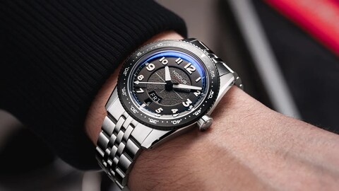 This $500 Pilot’s Watch Has No Business Being This Good