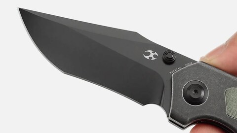 Why Don’t More EDC Knives Employ This Space-Efficient, Performance-Boosting Blade Style?