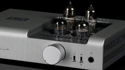 This Affordable Amplifier Is the Perfect Desktop Upgrade for Serious Audiophiles