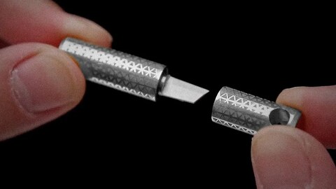 Is This the Tiniest Tiny Knife Ever? (Sure Looks Like It)