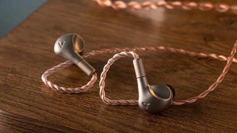 A Portable Hi-Fi Great Just Dropped an Elite Set of Audiophile Earbuds