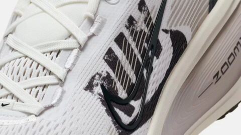 A Hyped Nike Feature Just Showed Up on the Last Shoe You’d Expect