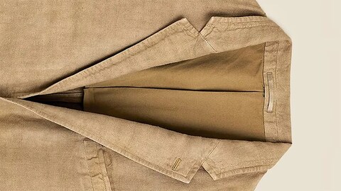 This Perfect Summer Blazer Is Too Affordable to Pass Up