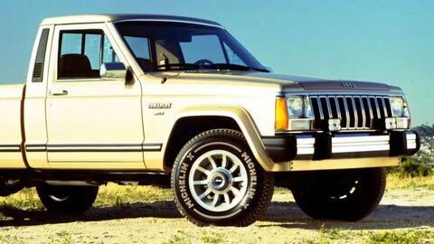 How Jeep’s Forgotten Toyota Truck Competitor Went from Flop to Cult Classic