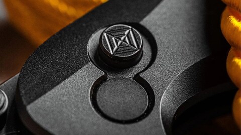 Knafs Absolutely Nails This EDC Knife Lock on the First Try. And It’s Affordable, Too