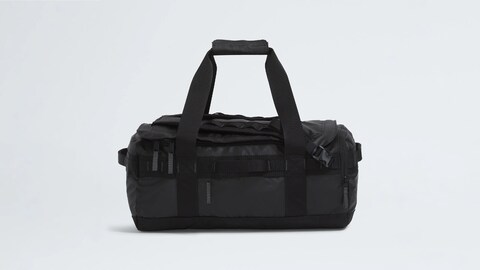 The North Face’s Go-Anywhere Travel Duffel Is Suddenly Very Affordable