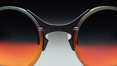Oakley Resurrects a Pair of Nostalgic Frames Born from Its Iconic X-Metal Era