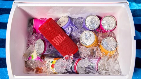 JBL’s Affordable Speaker Has an Unexpected, Yet Surprisingly Useful Feature
