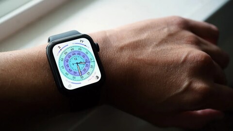 The Best Apple Watch Right Now Is the Last One You’d Expect