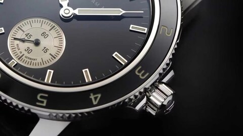 This Iconic Enthusiast-Favorite Tool Watch Just Reached Its Stunning Final Form