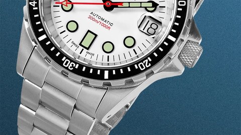 A Fan-Favorite Military Dive Watch Adds a Crowd-Pleasing New Case Size to the Lineup
