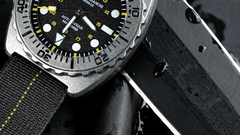 This Is the Dive Watch You Design When You’re an Accomplished U.S. Navy Diver
