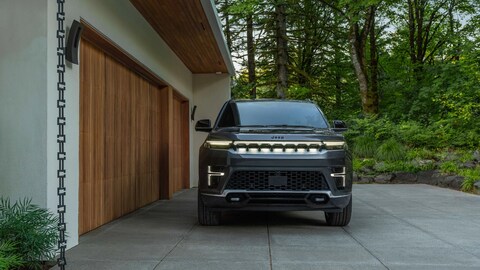 America’s Best Full-Size SUV Gets Even Better with a Fresh Face and Is the First with EREV Power