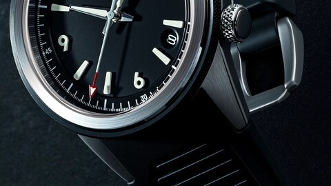 This Unexpected Automatic Tool Watch Is Sharp, Rugged and a Steal at $450