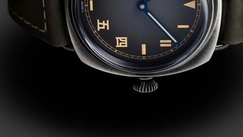 An Iconic Military Watch Gets a Fascinating, Never-Before-Seen Dial Update