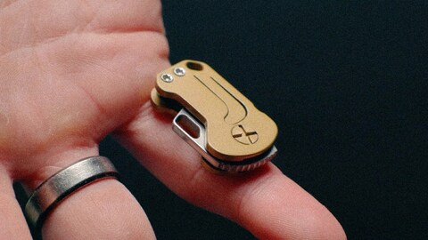 This New Keychain Knife Is Just Insanely Tiny, Functional, Affordable  and Cool