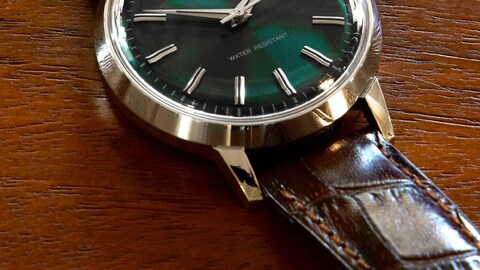 Timex's Latest Affordable Automatic Dress Watch Is a Mid-Century Dream