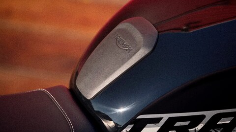 Triumph’s Super-Approachable New Street Bike Screams “Instant Classic”