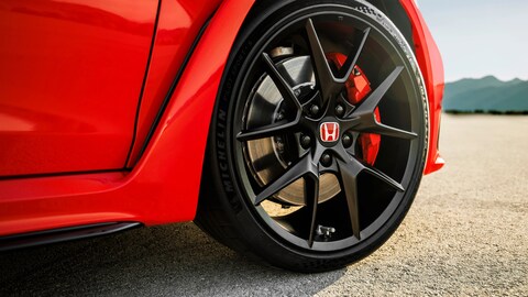 Honda’s Hottest Hot Hatch Is Sticking Around After All (But Some Fans Still Won’t Be Happy)