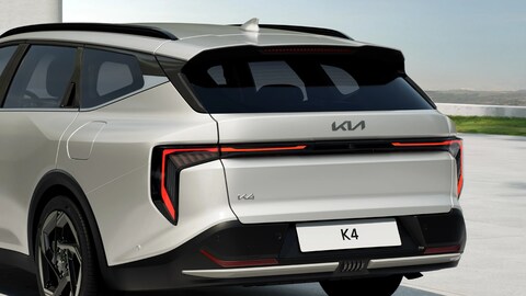 Kia Unexpectedly Proves That Manual Wagons Aren’t Dead Yet