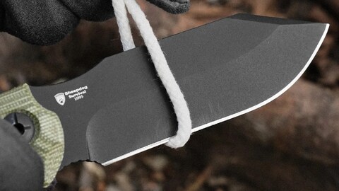 A Venerated EDC Brand Morphs Its Most Iconic Folder into a Robust, Affordable Outdoor Knife