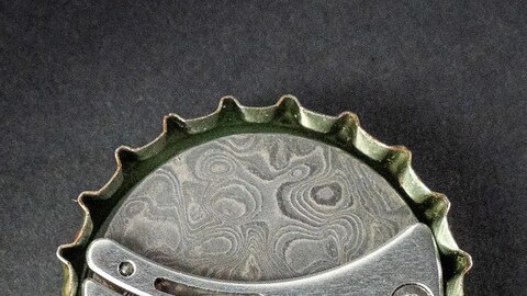 Did This Insanely Small, Affordable Blade Just End the Tiny Knife Debate?