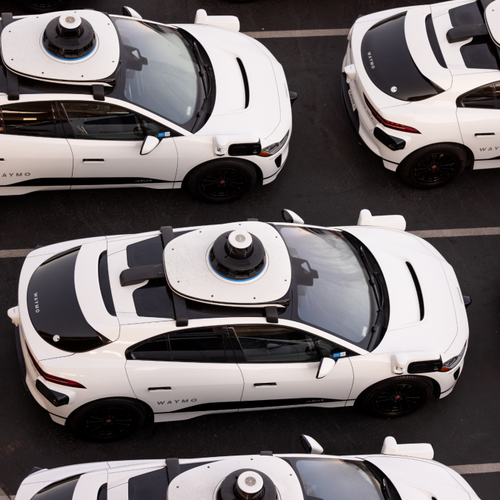 California to Fine Robotaxi Companies for Blocking Emergency Responders