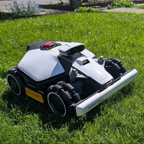 These Smart Tech Gadgets Make Great Father’s Day Gifts