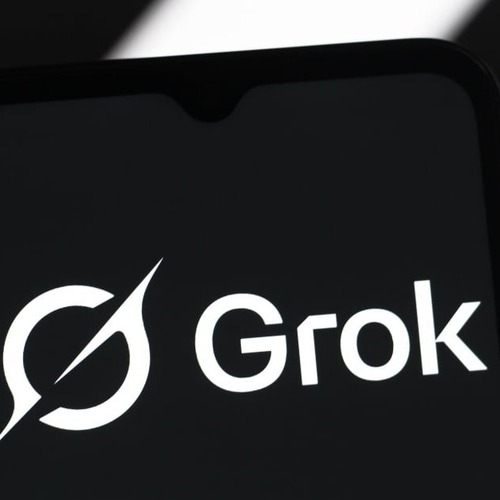 Gross: Elon Musk's Grok AI Will 'Undress' Photos of Women on X If You Ask