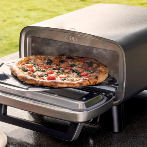 Save 33% on the Ninja Artisan Outdoor Pizza Oven