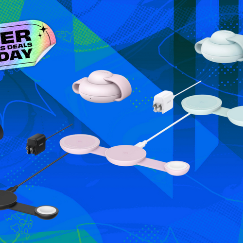 Charge up your new Apple products with the Anker MagGo 3-in-1 charger still on sale for Cyber Monday