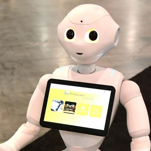 Robotics company makes aggressive push into Las Vegas' service industry