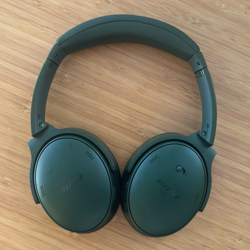 Bose QuietComfort headphones are my go-to as a professional headphones reviewer
