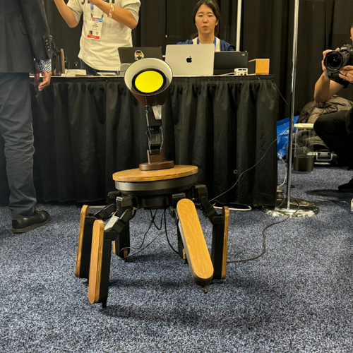 CES Unveiled 2025: This walking stool waved at me