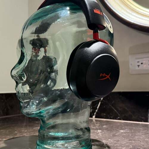 I tried Neurable's brain-sensing headphones at CES