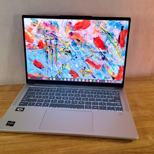 Lenovo Chromebook Plus 14 review: This fanless gem lasts 15+ hours with a gorgeous OLED display