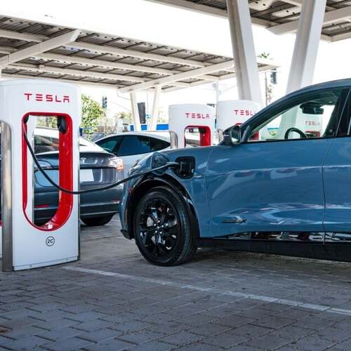 Despite Tesla Supercharger Access, Ford Drivers Only Use Them 20% of the Time