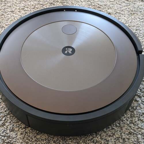 No More Roomba? iRobot Warns That Its Business Might Not Survive