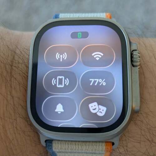 I Tested Apple watchOS 26 Beta, and Liquid Glass Won Me Over