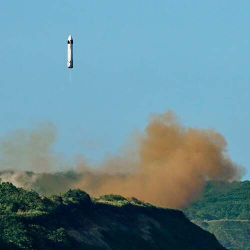 SpaceX's Next Big Rival Is...Honda? Watch the Carmaker's Test Rocket Fly