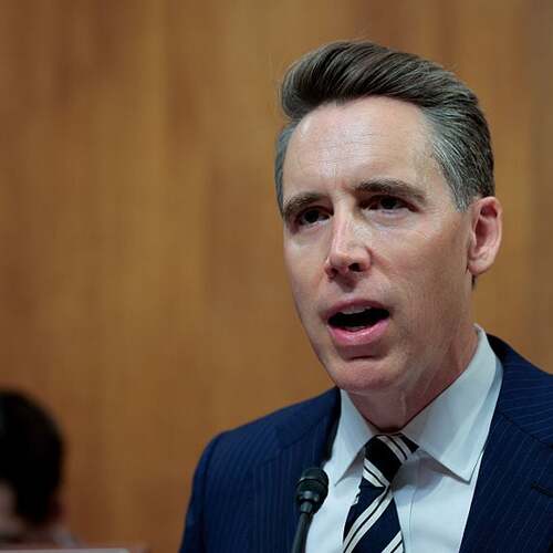 Senator Orders Meta to Hand Over Docs About 'Sensual' Exchanges With Minors