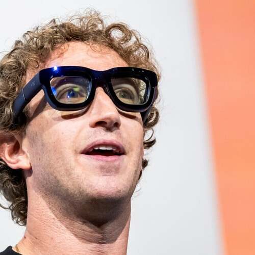 Need More Friends? Mark Zuckerberg Says AI Is the Answer