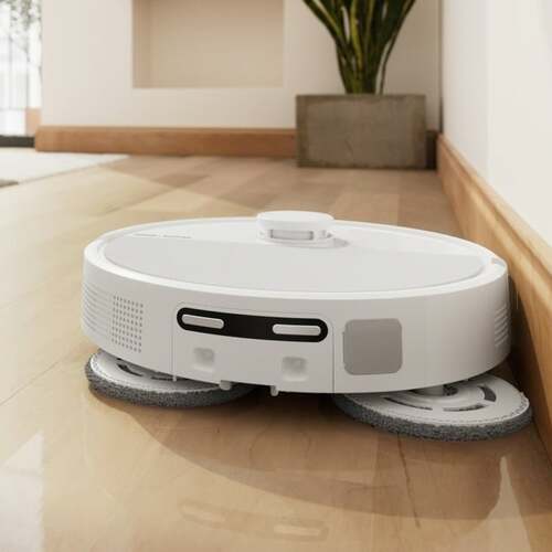 New Roomba Lineup Includes a Sub-$500 Vac That Trades a Huge Base for a Tiny Onboard Trash Compactor