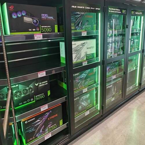 Micro Center Shopper Surprised to Find Backpacks, Not GPU, in RTX 5090 Box