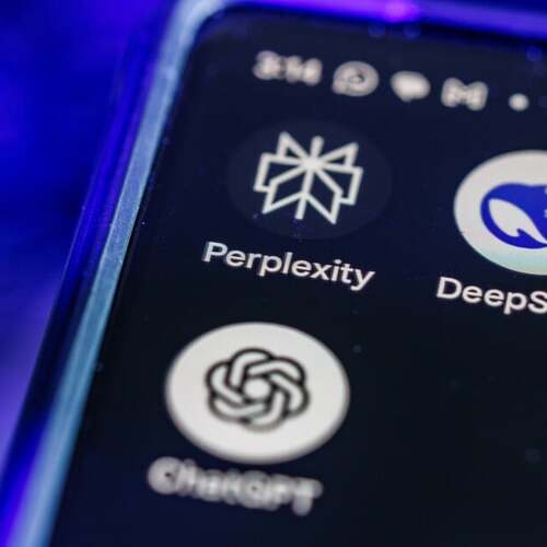 Samsung's Galaxy S26 May Drop Google Gemini as Its Default AI Chatbot