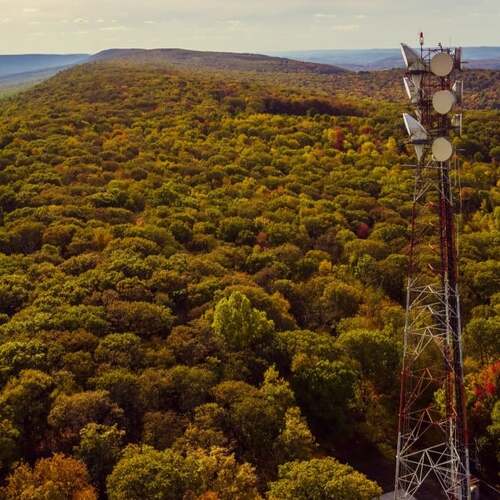 That 'Universal Service Charge' on Your Phone Bill Isn't Going Away
