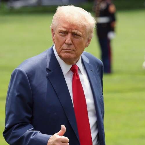 Trump to Keep Starlink at White House Despite Cybersecurity Concern