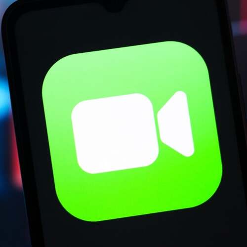 iPhones Running iOS 26 Are Freezing FaceTime Calls When They Detect Nudity