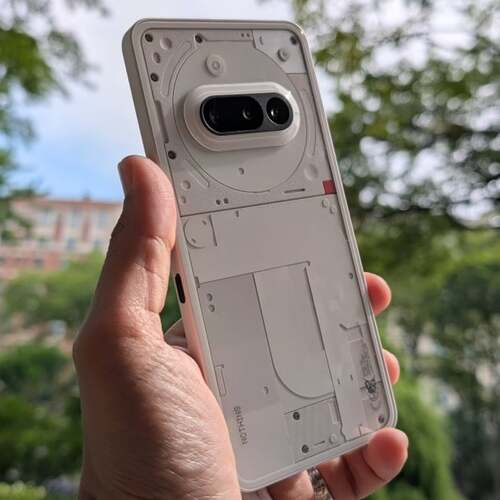 Nothing's Phone (3a) Reviewed: A Bold Design on a Budget